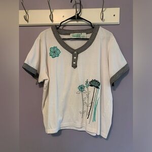 Vintage Extra Shenanigans Shirt with appliqué and embroidered teal flowers 1X